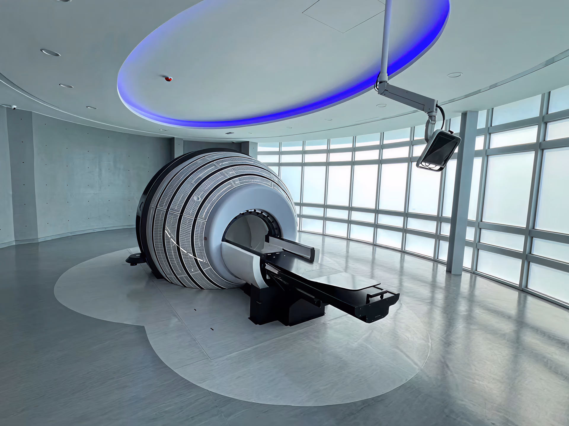 The interior of the vault-free ZAP-X® Gyroscopic Radiosurgery® treatment suite at Kaohsiung Show Chwan Memorial Hospital (KSCH) in Taiwan.
